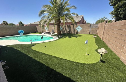 Mountain Vista Ranch House | Pool and Private Putting Green in Surprise Arizona