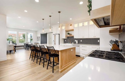 Kanab House | Pool/Hot Tub, Theater, Kids Room, Sleeps 30+, RV