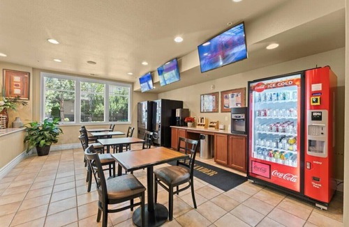 Reno/Tahoe Airport Apartment | Pool, Sauna, Yoga Studio + Gym | Serene 1BR
