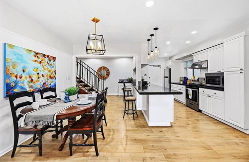 Monterey Park House | Pool Villa 4B3B - Double Master Suites - 2 FREE parking - BBQ/Hockey/Yard