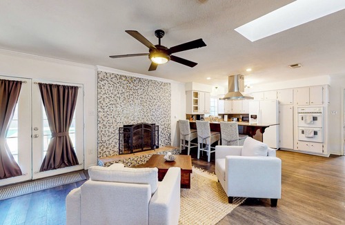 Pass Christian House | Poolside Bliss! Christian Pass Family Home w/Yard