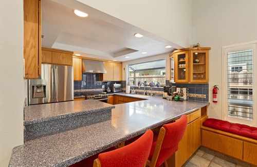 Lodi House | Port Place | Hot Tub, Close to Lodi Wine & Food! 3 Bedrooms, 2 Bathrooms, +Office