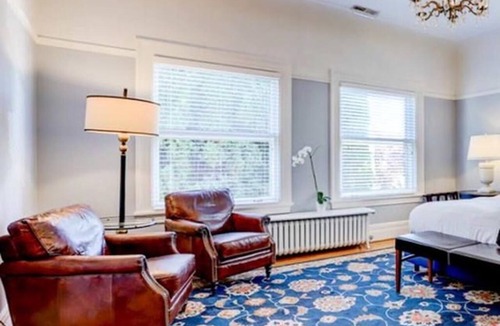 Irvington Bed & Breakfast | Portland's White House