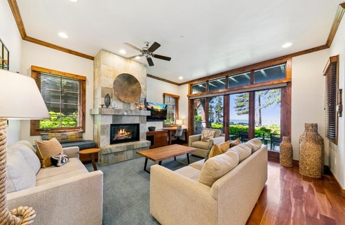 Sierra Shores Apartment | Premier Lakefront w Hot Tub & AC Near Heavenly PEAK SS9