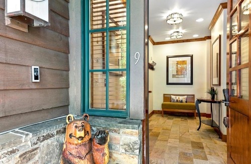 Sierra Shores Apartment | Premier Lakefront w Hot Tub & AC Near Heavenly PEAK SS9