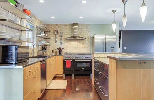 Lake Oswego House | Premium 30+ Day Stay - Corporate & Insurance