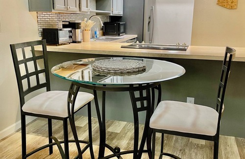Tucson Condo | +PRIME LOCATION+ Cozy Condo in Tucson Catalina Foothills Area