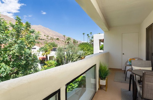 Canyon Corridor Condo | Prime South Palm Springs, Luxury 2 bed, 2 bath condo, VIEWS!