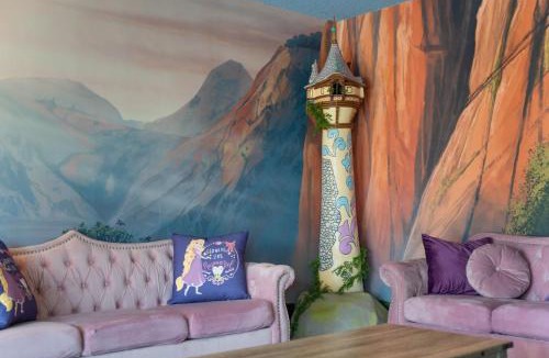 Anaheim Resort Villa | Princess Palace by OC Adventure Homes
