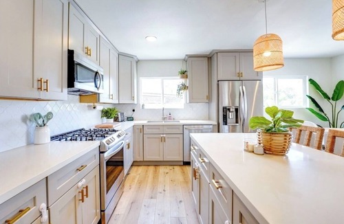 Leucadia House | Private 3BD Coastal Oasis - .5 miles from Beach!