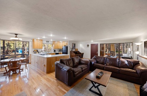 Prescott House | Private - Amidst The Forest