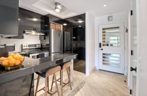 Carlsbad Condo | Private Balcony Overlooking Pool | Gated Parking