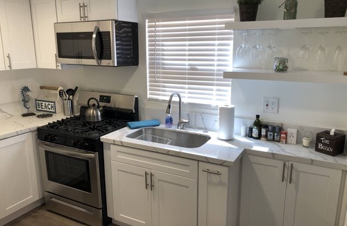 Middletown Condo | Private, beachy, cozy, welcome to California!