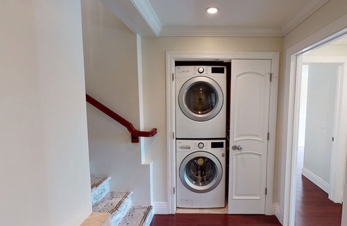 Russian Hill House | Private Bedroom in Nob Hill