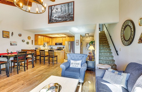 Peninsula Village Condo | Private Boat Slip & Views: Lake Almanor Getaway!