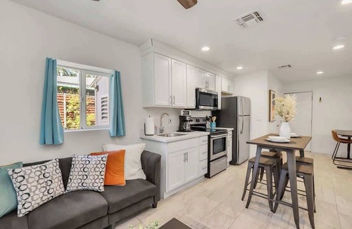 Coronado House | Private casita with BBQ & fire pit