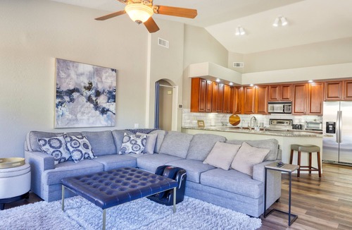 Boulder Mountain Highlands House | Private desert dream home with enclosed yard, pool, furnished lanai, & grill