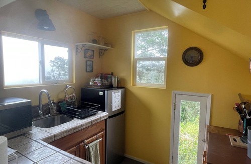 Carmel Woods Apartment | Private entrance, Dog Friendly, Monterey Peninsula