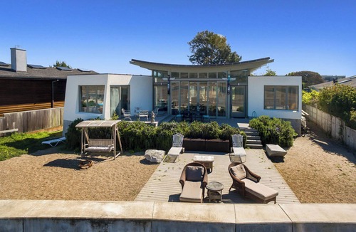 Stinson Beach House | Private Home on Tidal Bolinas Lagoon in Seadrift