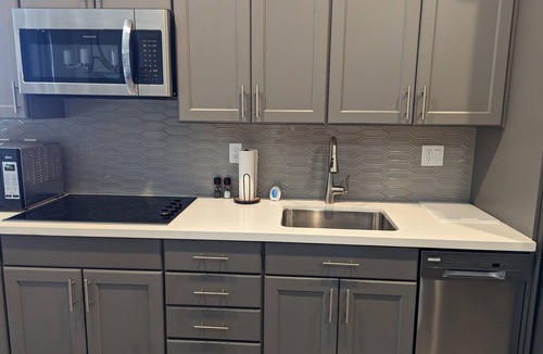 Spanish Springs House | private in-law Small cozy house 20 min from Reno
