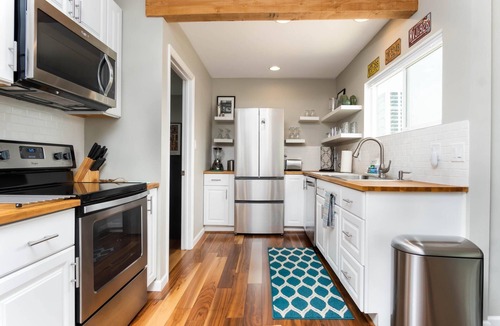 Cottonwood House | Private Old Town Oasis WALK to shops and restaurants! CLOSE TO SEDONA & JEROME!