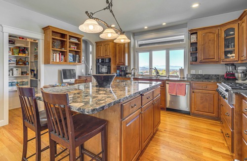 Ashland House | Private Pool & Mtn Views: Stunning Ashland Home