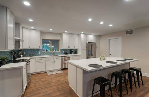 Paradise Heights House | Private Pool with Waterslide & Movie Theater