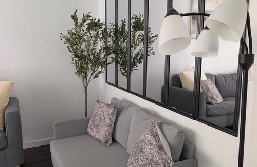 May Valley House | Private & Quiet Guesthouse Near SF & Wine Country