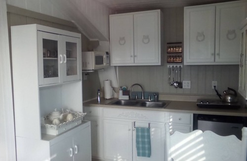 Paso Robles House | Private Retreat Cottage