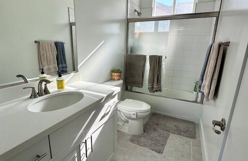 San Luis Obispo Resort | Private room ∙ 1 bedroom ∙ 1 guest