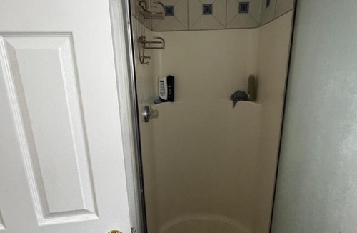 Magna House | Private Room 12 min from the SLC Airport