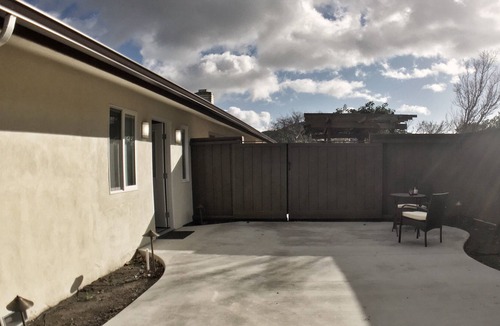 San Luis Obispo Apartment | Private studio with full kitchen & scenic views close to Cal Poly - 7day+