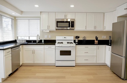 Temecula House | Private Temecula Getaway | Walk to Wineries
