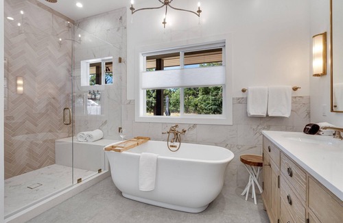 Vineburg House | Private Villa on 4.3 Acre Estate Pool + Hot Tub + Yoga Room Close to Sonoma DT