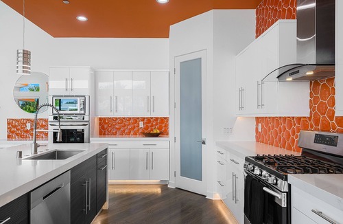 Desert Park Estates House | PS Playground - Putt Chip - Horseshoe - Corn Hole - Pool Table