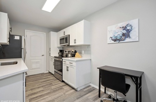 Desert View Village Apartment | Pure Suites Three Bedroom Gym Pool Cabana