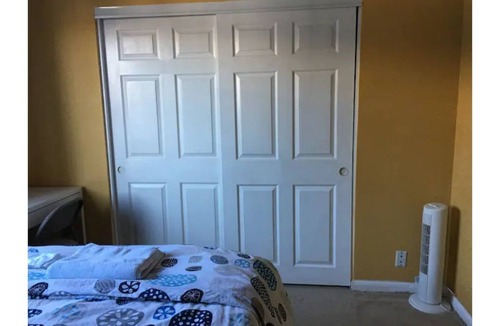 South San Jose Villa | Q-Bed Room3: 2 Miles to SJDT Convention Center&SJSU. 5 Miles to SJC
