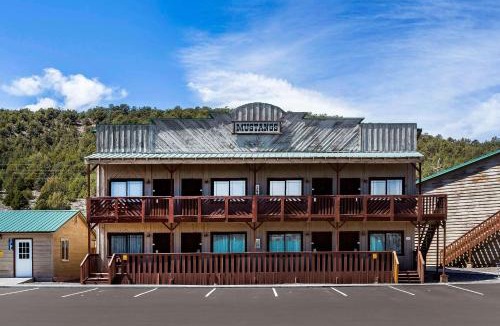 Panguitch Hotel | Quality Inn Panguitch near Bryce Canyon