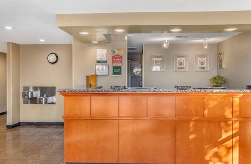 Livermore Hotel | Quality Inn & Suites
