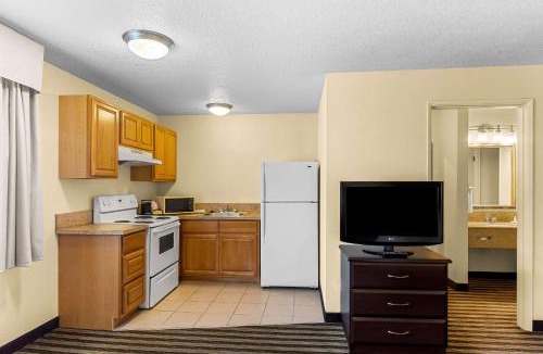 Hazel Dell South Hotel | Quality Inn & Suites Vancouver - Hazel Dell