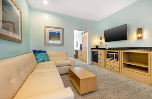 San Luis Obispo Hotel | Quality Suites Downtown San Luis Obispo