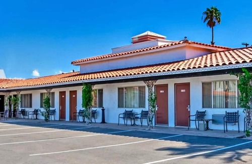 Yuma Townsite Apartment | Queen Bed|Nsmk|Yuma AZ