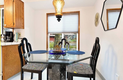 Oatfield House | Quiet and Hip Hillside Retreat: All King Beds!