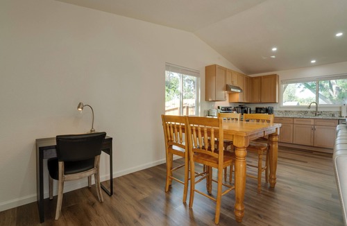 Sparks Cottage | Quiet & Convenient Sparks Retreat Near I-80 & Reno