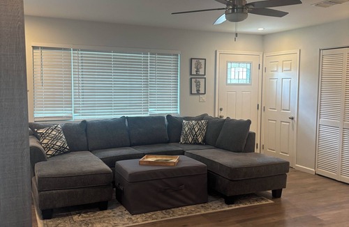 El Cajon Cottage | Quiet, private studio getaway in a nice neighborhood