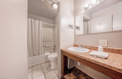 Washougal Hotel | Rama Inn Motel and RV Park