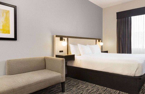 Marina Hotel | Ramada by Wyndham Marina