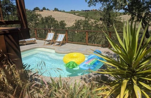 Paso Robles House | Ranch House Bungalow - Designer bungalow with views, pool, fire pit, hiking