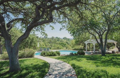 Paso Robles House | Ranch House Estate - Luxurious ranch house, vineyard views, pool, tennis, 4 bedrooms, 2.5 baths