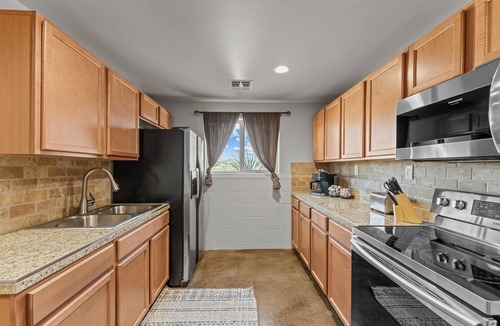 Wickenburg House | Rancho Vista Dos/horse stalls/patio/WD